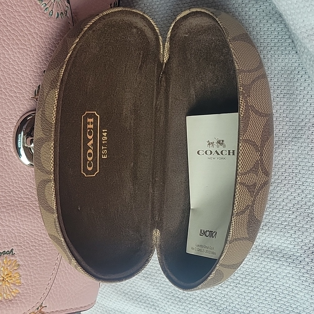 Coach sunglasses case